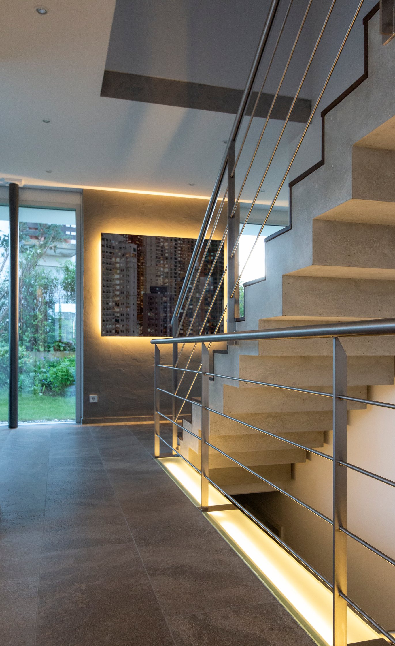 Treppe und Kamin